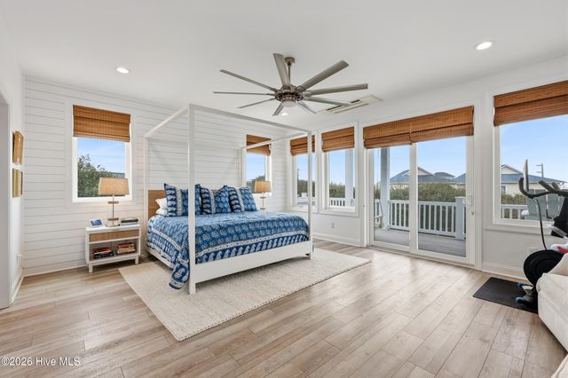 108 Sea Urchin Court, Holly Ridge, NC 28445