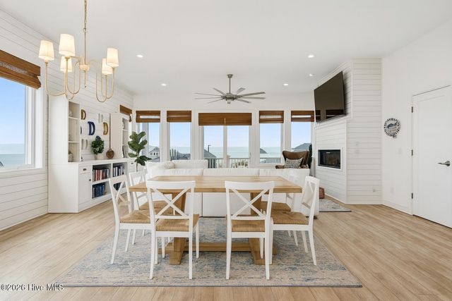 108 Sea Urchin Court, Holly Ridge, NC 28445