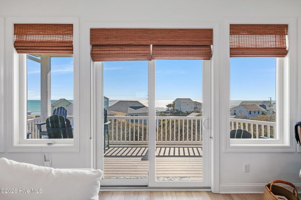 Image 11 of property listing at 108 Sea Urchin Court, Holly Ridge, NC 28445