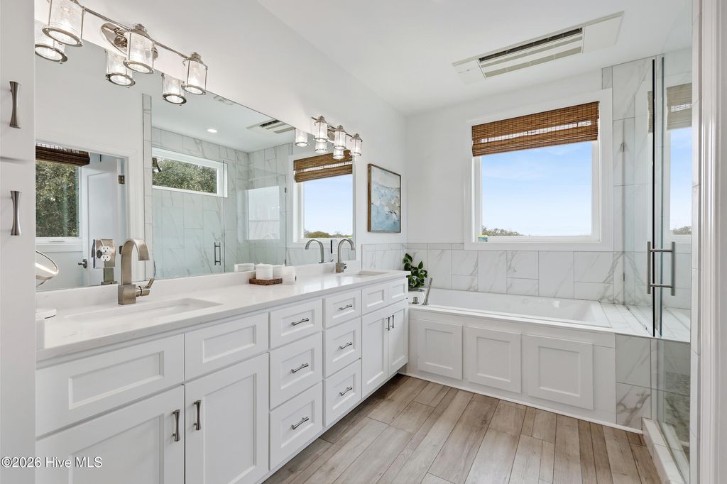 Image 20 of property listing at 108 Sea Urchin Court, Holly Ridge, NC 28445