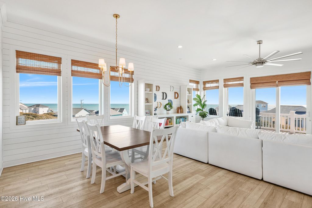 Image 4 of property listing at 108 Sea Urchin Court, Holly Ridge, NC 28445