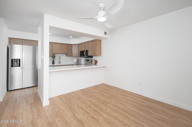 2121 S PENNINGTON Street 22, Mesa, AZ 85202