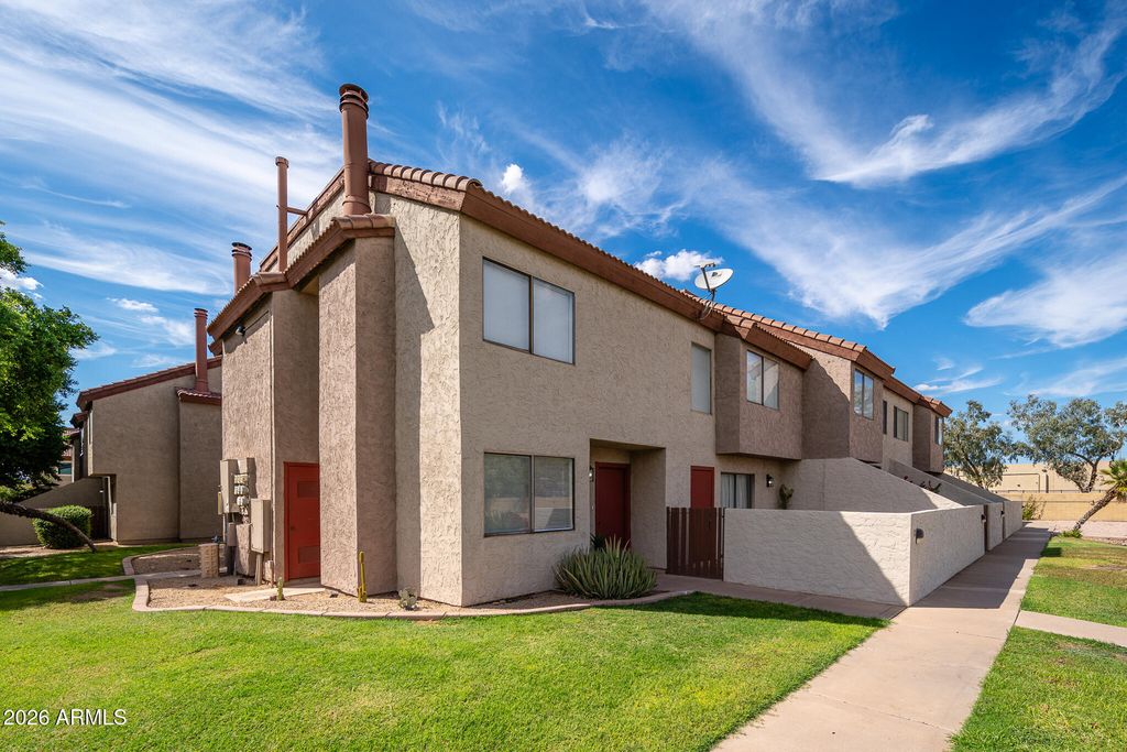 2121 S PENNINGTON Street 22, Mesa, AZ 85202