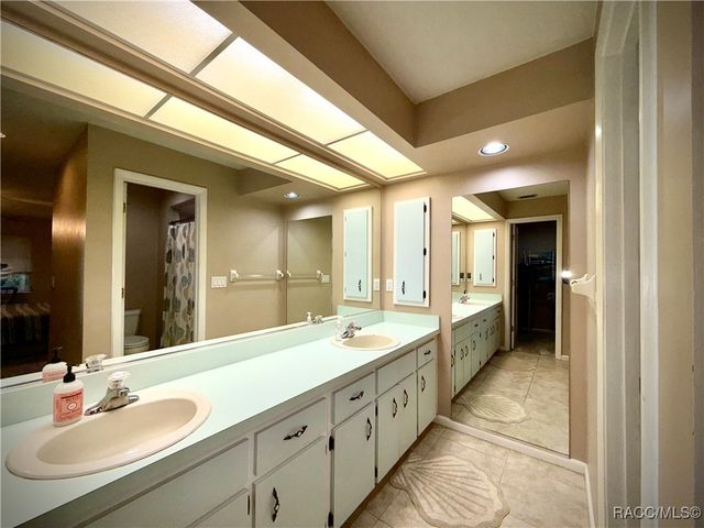 8 Hollyhock Court, Homosassa, FL 34446