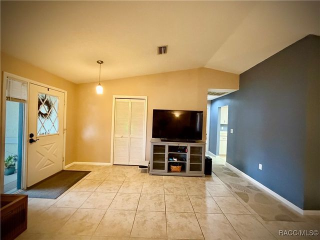 8 Hollyhock Court, Homosassa, FL 34446