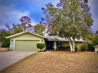 8 Hollyhock Court, Homosassa, FL 34446