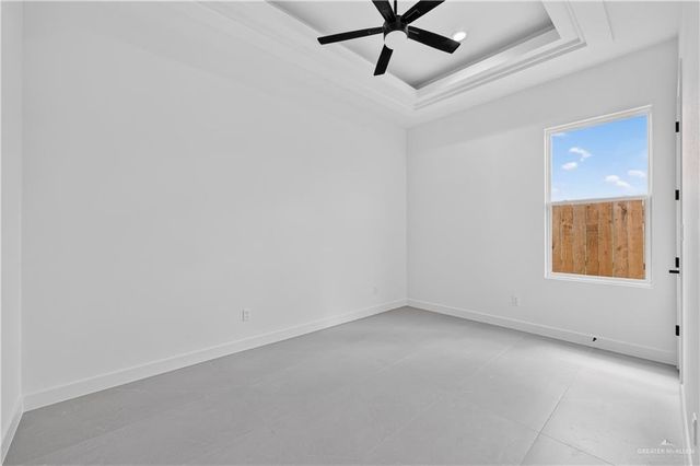 8019 N 49th Lane, Mcallen, TX 78504