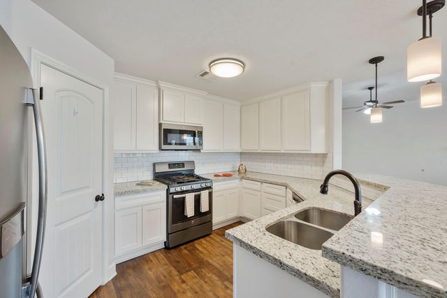 1212 Brunswick Court, College Station, TX 77845