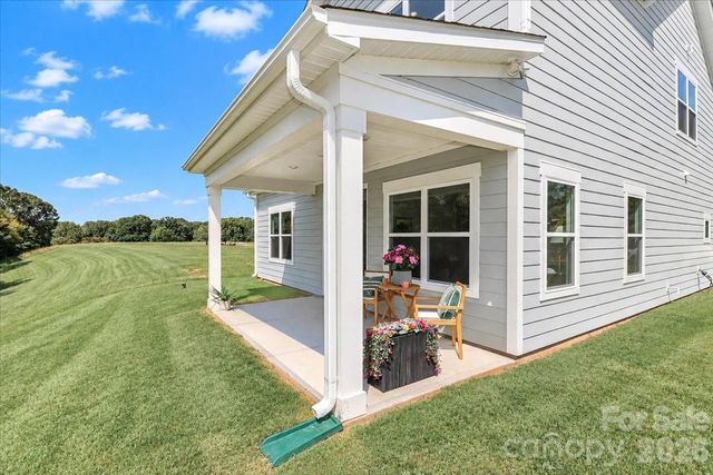 111 Honeycomb Court, Statesville, NC 28625