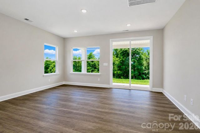 111 Honeycomb Court, Statesville, NC 28625