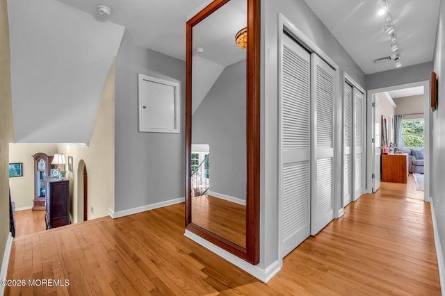 74 Southview Terrace N, Middletown, NJ 07748