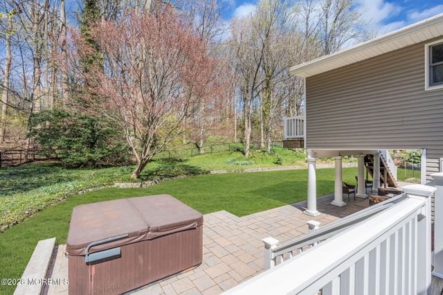 74 Southview Terrace N, Middletown, NJ 07748