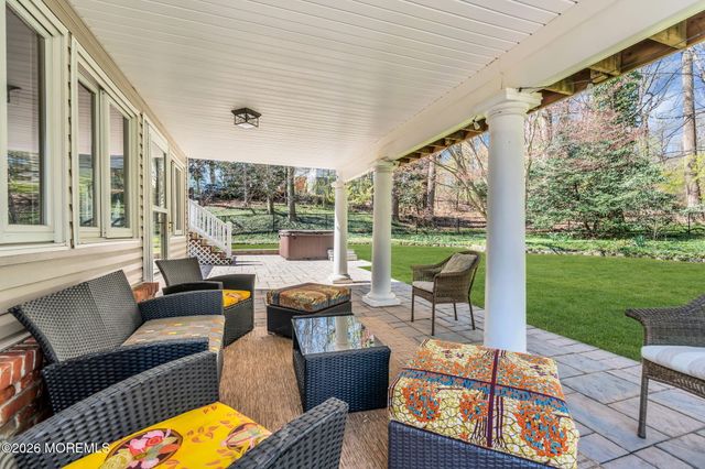 74 Southview Terrace N, Middletown, NJ 07748