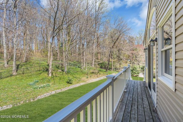 74 Southview Terrace N, Middletown, NJ 07748