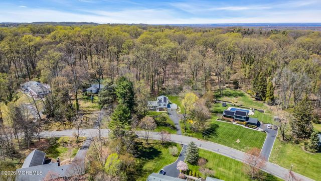 74 Southview Terrace N, Middletown, NJ 07748