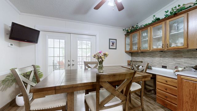 250 Brazzell Rd, Dickson, TN 37055