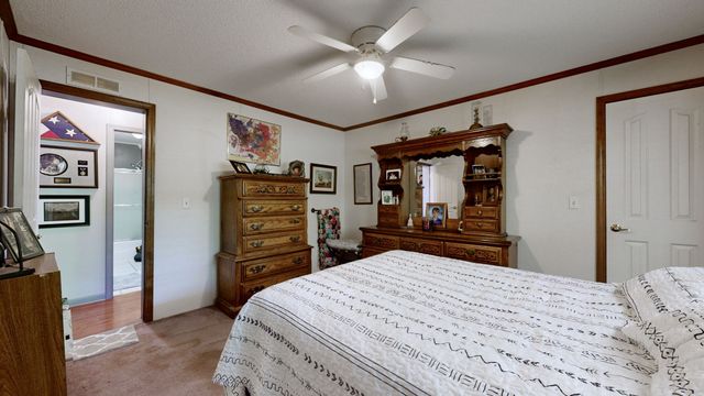 250 Brazzell Rd, Dickson, TN 37055