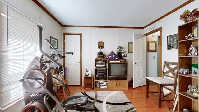 250 Brazzell Rd, Dickson, TN 37055