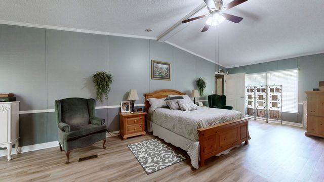 250 Brazzell Rd, Dickson, TN 37055