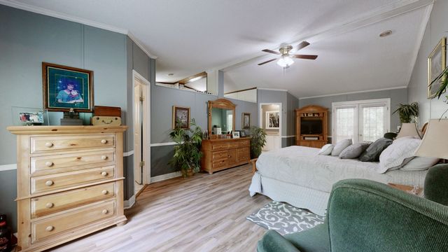 250 Brazzell Rd, Dickson, TN 37055