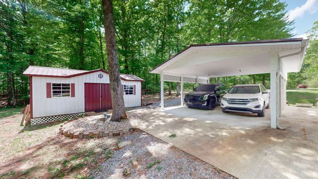 250 Brazzell Rd, Dickson, TN 37055