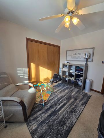 312 N Houston St, Winfield, KS 67156