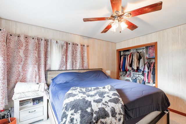 312 N Houston St, Winfield, KS 67156