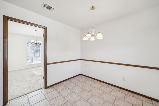 432 Hillview Drive, Hurst, TX 76054