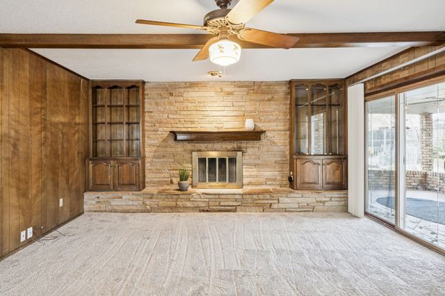 432 Hillview Drive, Hurst, TX 76054