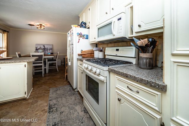 1918 Bellewood Drive, Jackson, MS 39211