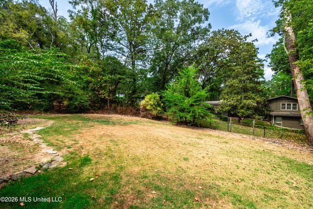 1918 Bellewood Drive, Jackson, MS 39211