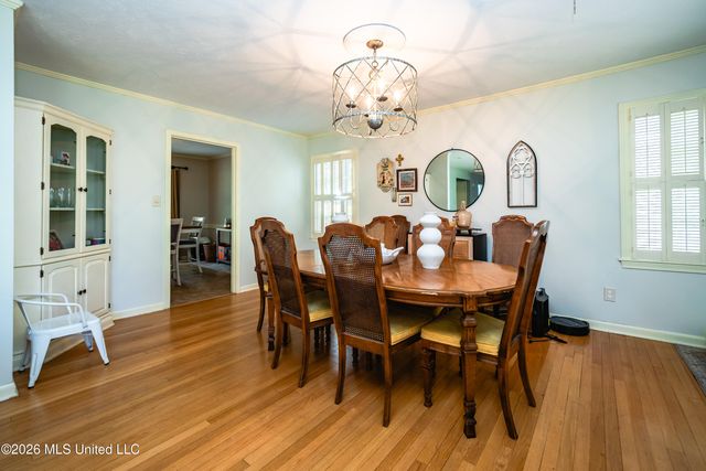 1918 Bellewood Drive, Jackson, MS 39211