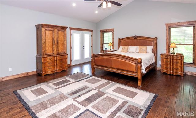 1016 Frisco Hollows Road, Imperial, MO 63052