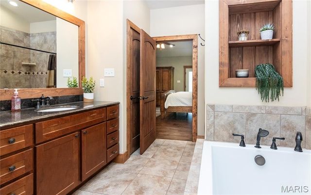 1016 Frisco Hollows Road, Imperial, MO 63052