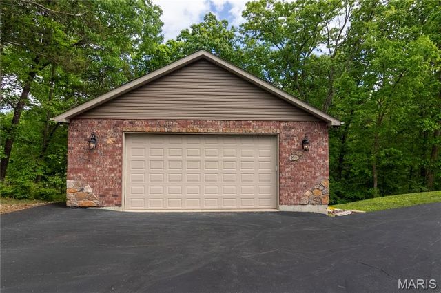 1016 Frisco Hollows Road, Imperial, MO 63052
