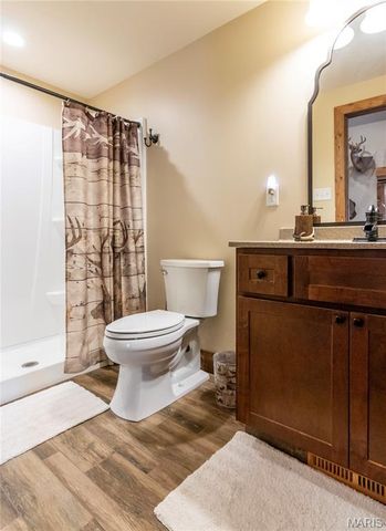 1016 Frisco Hollows Road, Imperial, MO 63052
