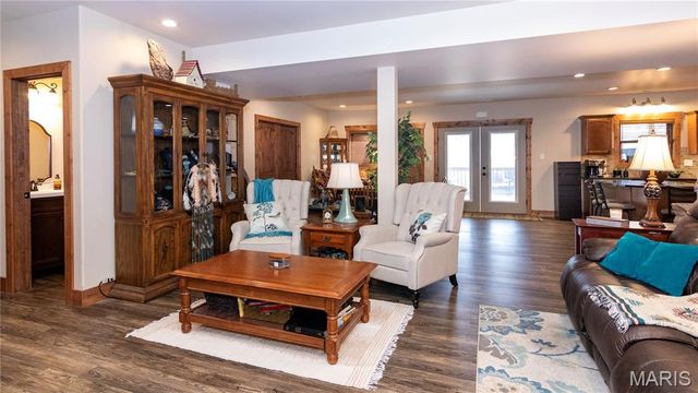 1016 Frisco Hollows Road, Imperial, MO 63052