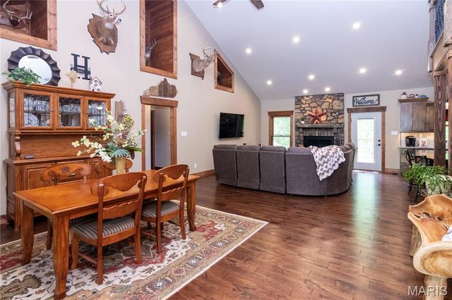 1016 Frisco Hollows Road, Imperial, MO 63052