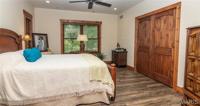 1016 Frisco Hollows Road, Imperial, MO 63052