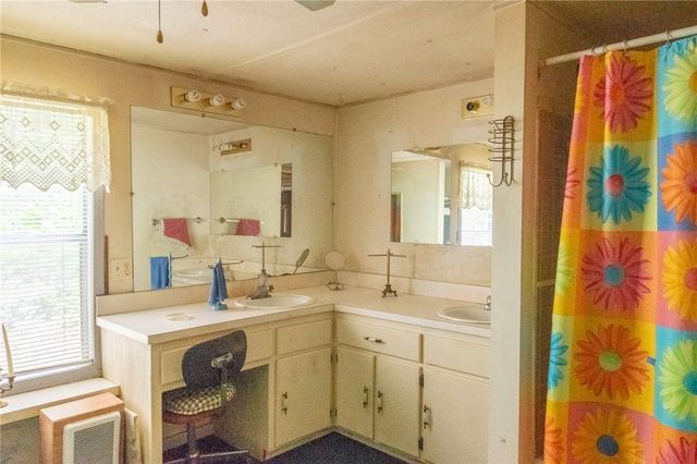 1247 W First Street, Lead Hill, AR 72644