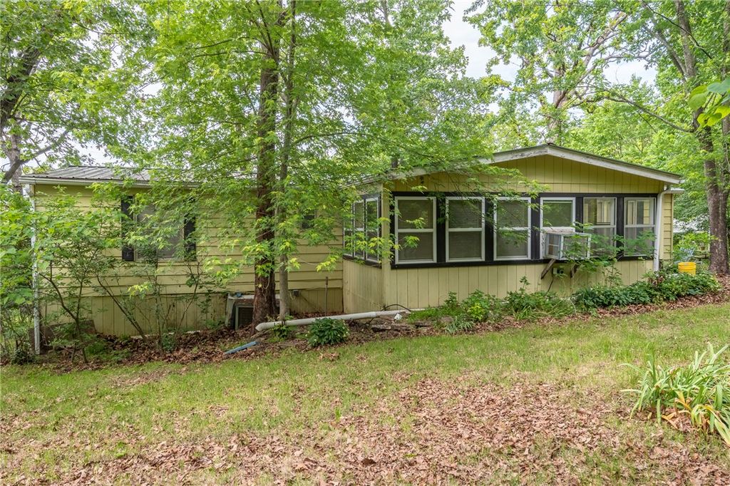 1247 W First Street, Lead Hill, AR 72644