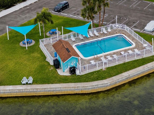 117 7TH STREET N 1, Bradenton Beach, FL 34217