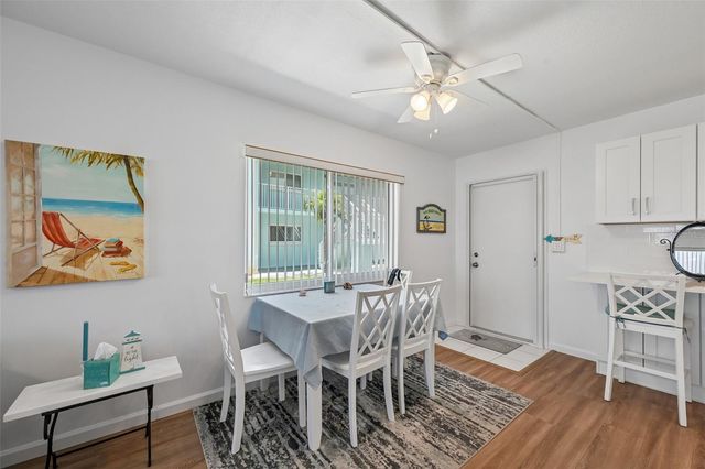 117 7TH STREET N 1, Bradenton Beach, FL 34217