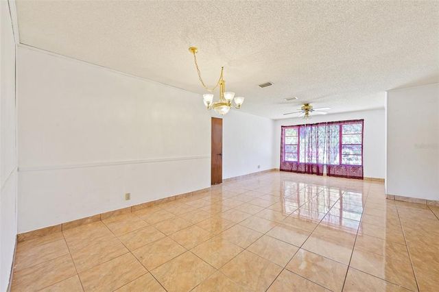 9930 COUNTY ROAD 114B, Wildwood, FL 34785