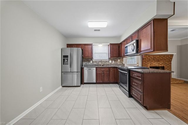 1905 Olympic DR, Virginia Beach, VA 23453