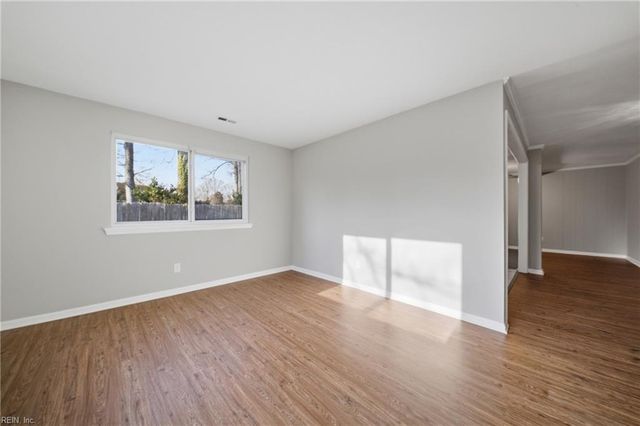 1905 Olympic DR, Virginia Beach, VA 23453