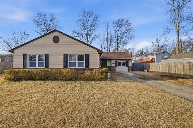 1905 Olympic DR, Virginia Beach, VA 23453