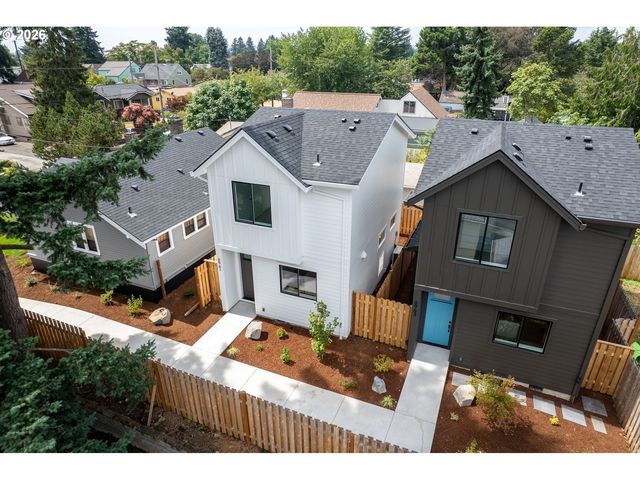 6961 Ne Stanton St, Portland, OR 97213
