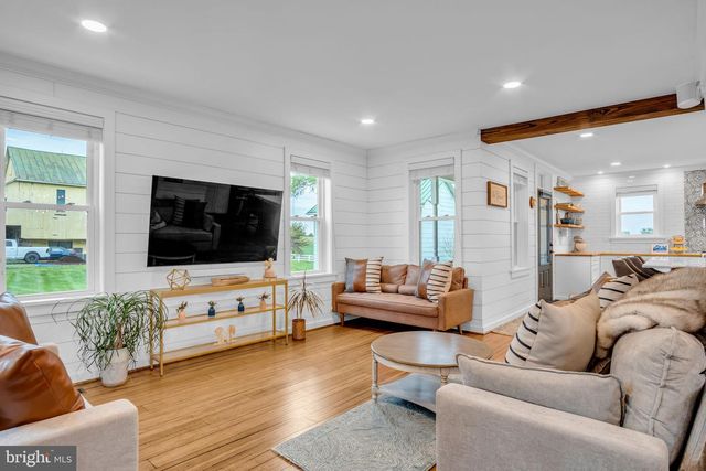 295 MARTIN ROAD, Carlisle, PA 17015