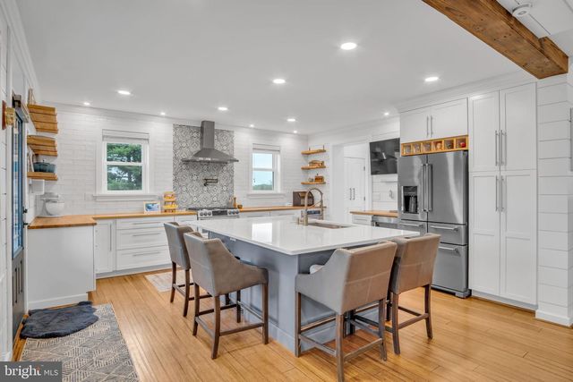 295 MARTIN ROAD, Carlisle, PA 17015
